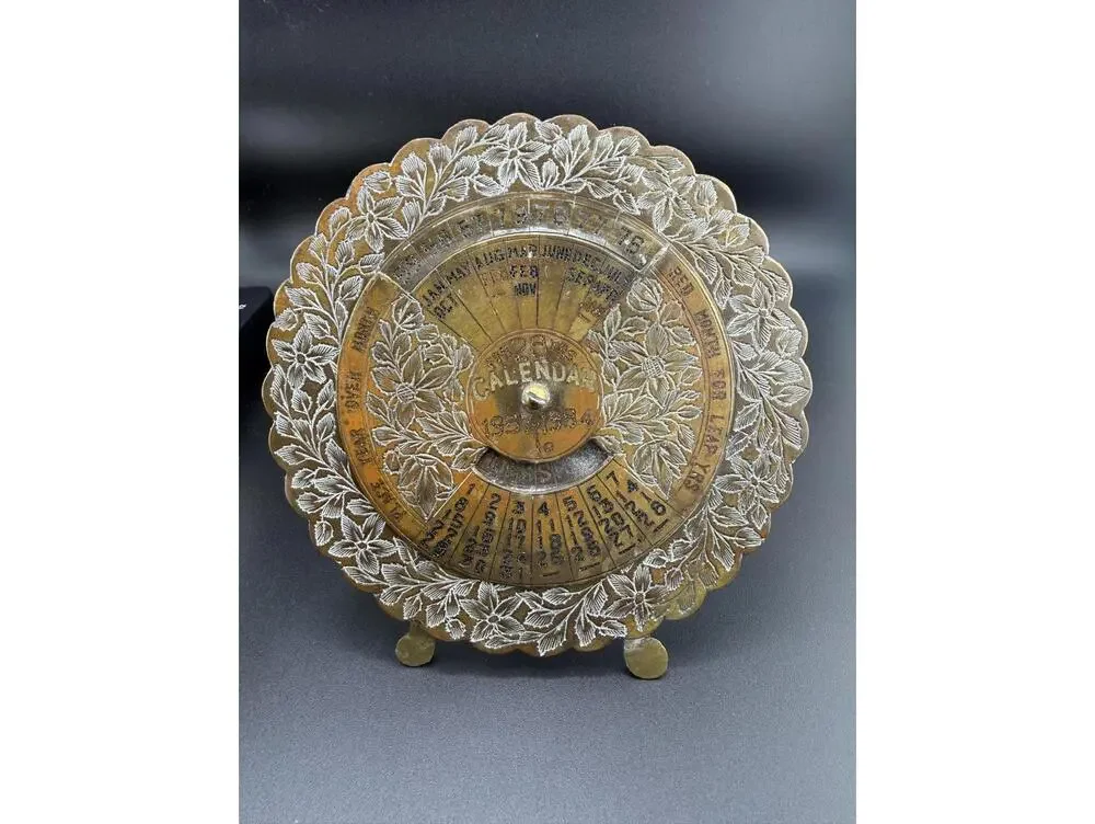 Vintage Brass Perpetual Calendar Decorative‎ Stand Floral Design